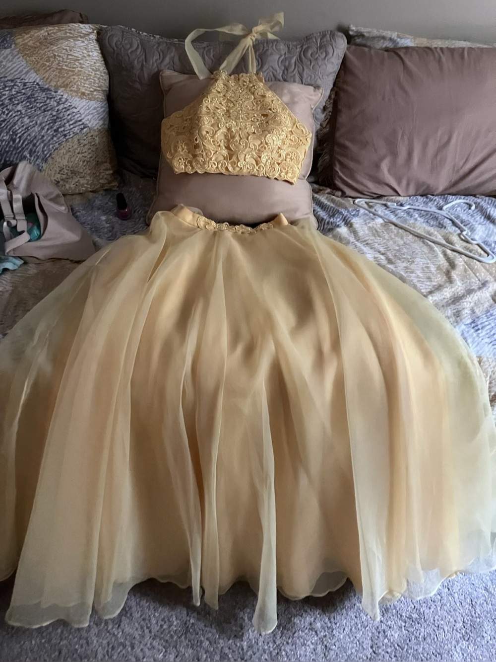 Soft Yellow Two-Piece Prom Dress with Lace Halter Bodice